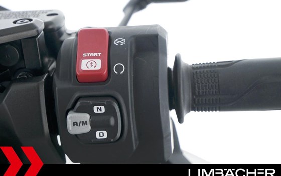 Gebrauchtmotorrad Honda Forza 750 - Bild 16