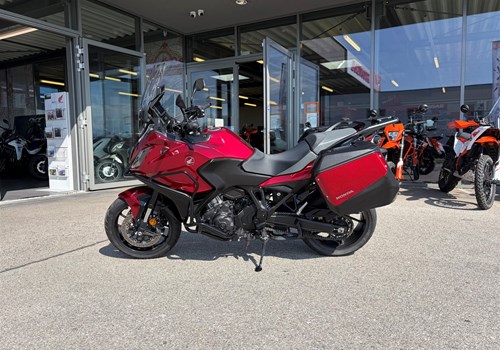 Honda NT1100 DCT