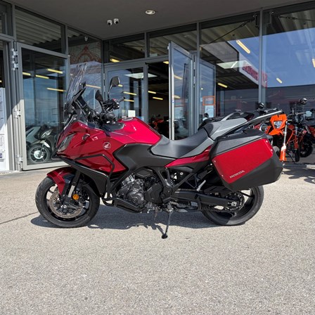 Honda NT1100 DCT