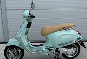 Vespa Primavera 50 Batik