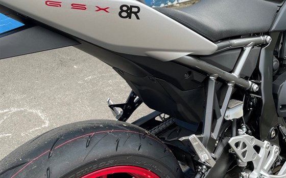 Neufahrzeug Suzuki GSX-8R - Bild 6