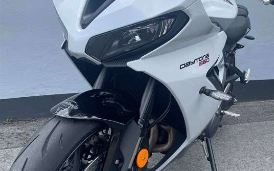Gebrauchtmotorrad Triumph Daytona 660 - Bild 15