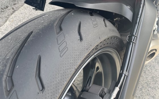 Gebrauchtmotorrad Triumph Daytona 660 - Bild 9