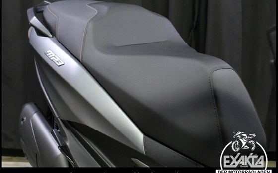 Gebrauchtmotorrad Piaggio MP3 530 HPE Exclusive - Bild 29