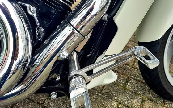 Gebrauchtmotorrad Suzuki Intruder M1800R - Bild 11