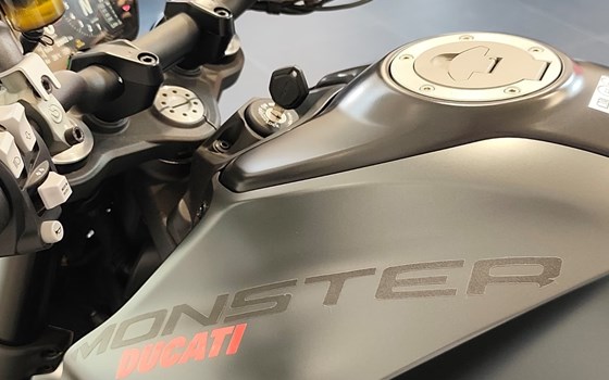 Gebrauchtmotorrad Ducati Monster + - Bild 8