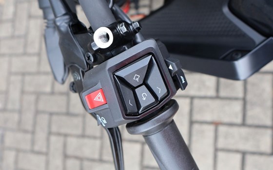 Neufahrzeug KTM 125 Duke - Bild 8