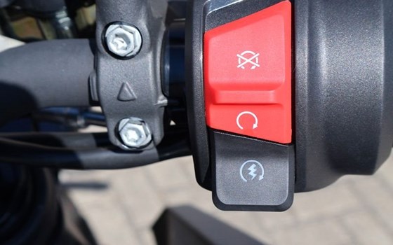 Neufahrzeug KTM 390 Duke - Bild 10