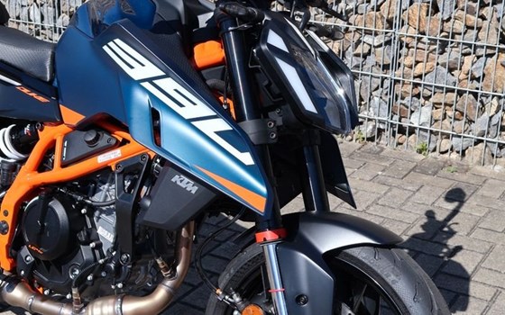 Neufahrzeug KTM 390 Duke - Bild 12