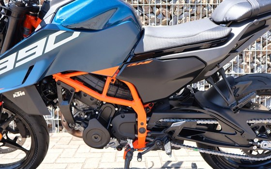 Gebrauchtmotorrad KTM 390 Duke - Bild 3