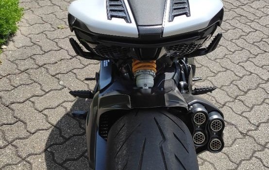 Gebrauchtmotorrad Ducati Diavel V4 RS - Bild 5