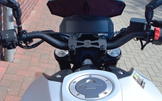 Gebrauchtmotorrad Yamaha MT-125 - Bild 10