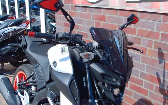 Gebrauchtmotorrad Yamaha MT-125 - Bild 4