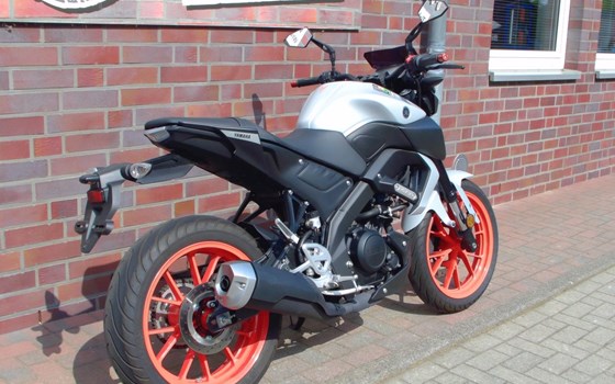Gebrauchtmotorrad Yamaha MT-125 - Bild 6