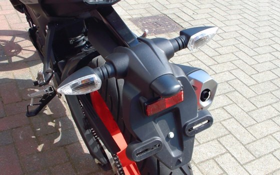 Gebrauchtmotorrad Yamaha MT-125 - Bild 8