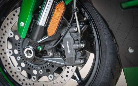 Gebrauchtmotorrad Kawasaki Ninja H2 SX SE - Bild 19