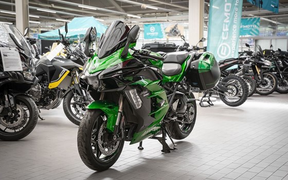 Gebrauchtmotorrad Kawasaki Ninja H2 SX SE - Bild 3