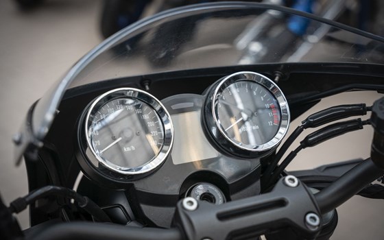 Gebrauchtmotorrad Kawasaki Z900 RS Cafe - Bild 11