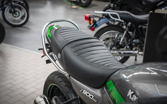 Gebrauchtmotorrad Kawasaki Z900 RS Cafe - Bild 9