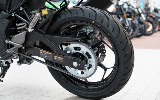 Neufahrzeug Kawasaki Z125 - Bild 15