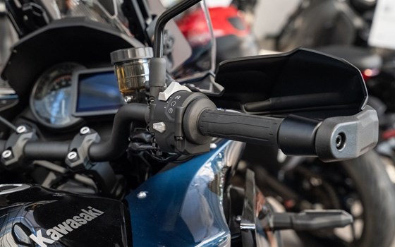 Neufahrzeug Kawasaki Versys 1100 SE - Bild 25