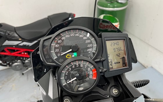 Gebrauchtmotorrad BMW F 800 R - Bild 9