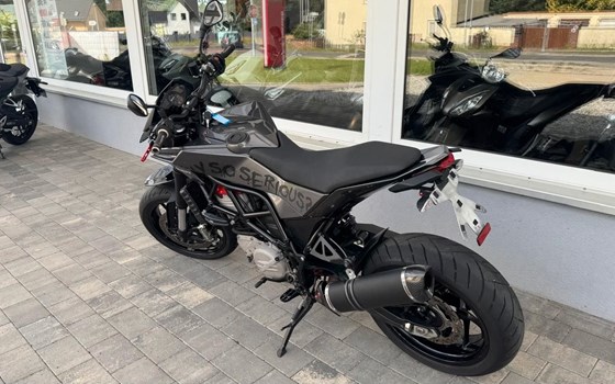 Gebrauchtmotorrad Husqvarna Nuda 900 - Bild 4