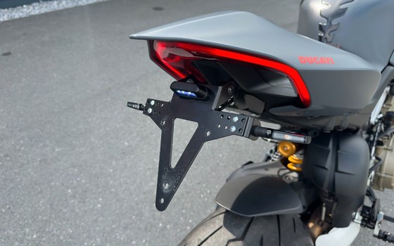 Gebrauchtmotorrad Ducati Streetfighter V4 S - Bild 11