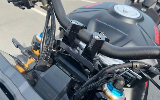 Gebrauchtmotorrad Ducati Streetfighter V4 S - Bild 12
