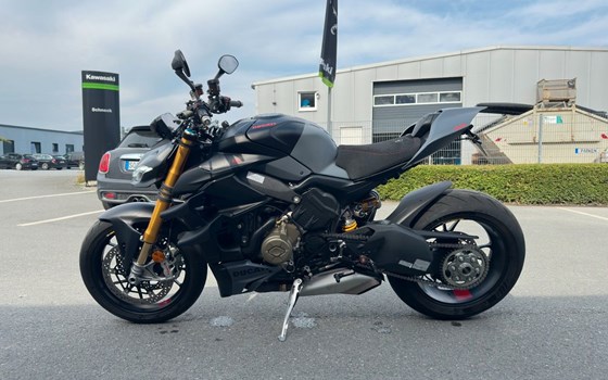 Gebrauchtmotorrad Ducati Streetfighter V4 S - Bild 4