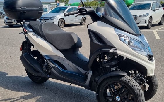 Gebrauchtmotorrad Piaggio MP3 300 HPE - Bild 2