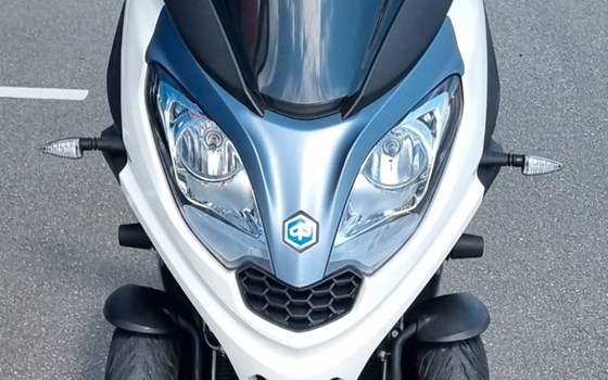 Gebrauchtmotorrad Piaggio MP3 300 HPE - Bild 6