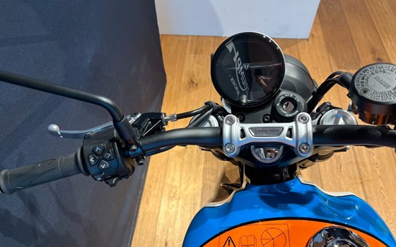 Gebrauchtmotorrad Triumph Speed Twin 900 - Bild 5