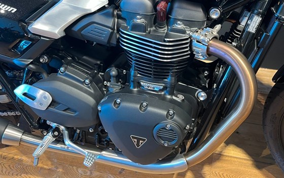 Gebrauchtmotorrad Triumph Speed Twin 900 - Bild 4