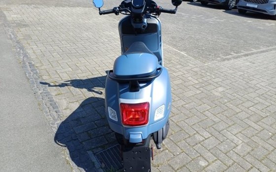 Neufahrzeug Vespa GTV 310 Officina 8 - Bild 5