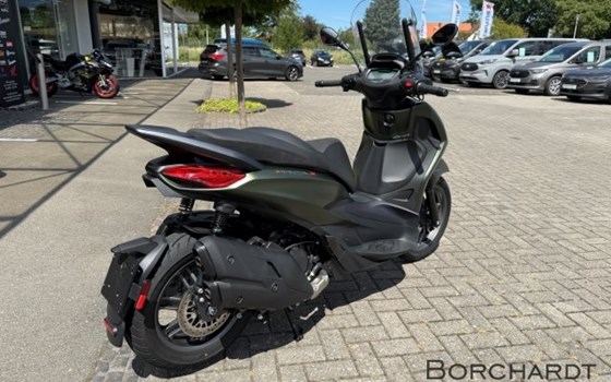 Gebrauchtmotorrad Piaggio Beverly 400 hpe - Bild 3