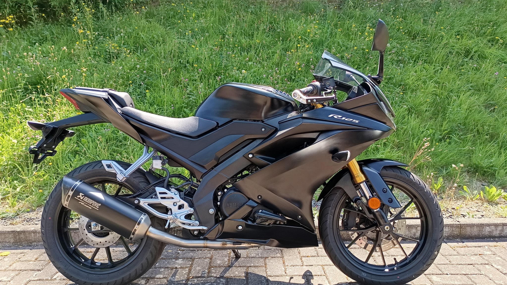 Yamaha R125