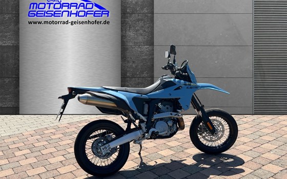 Gebrauchtmotorrad Suzuki DR-Z4SM - Bild 4