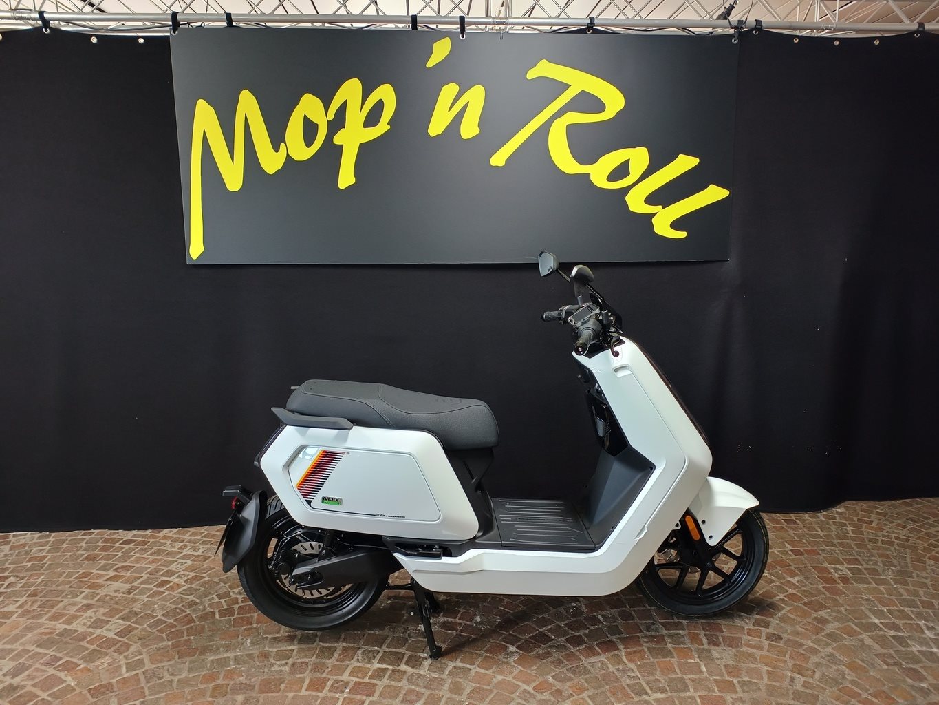 NIU NQiX 500