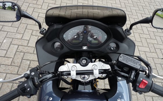 Gebrauchtmotorrad Honda CBF 600 S - Bild 5