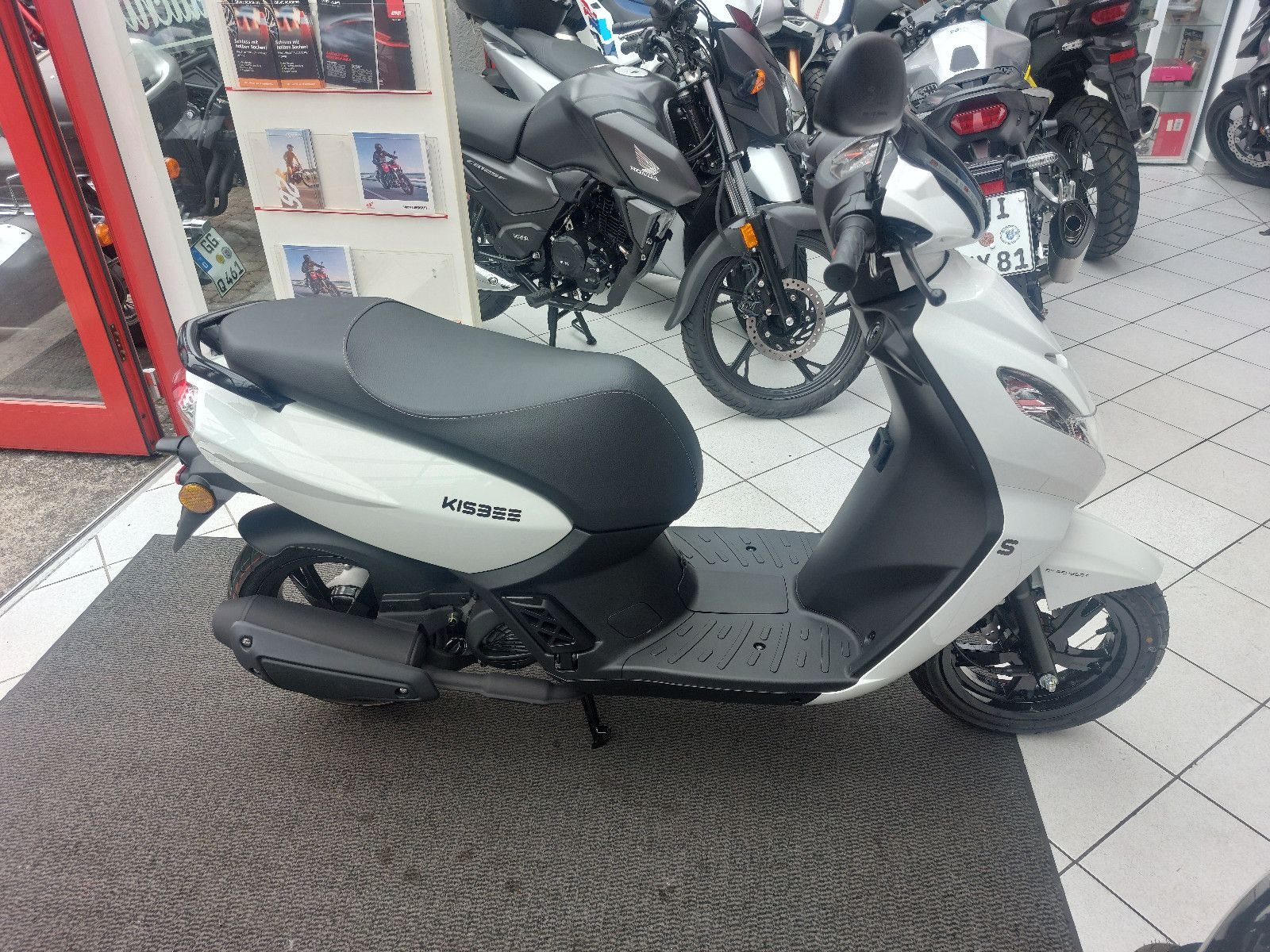 Peugeot Kisbee S