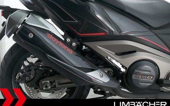 Gebrauchtmotorrad Kymco AK 550 ST - Bild 23