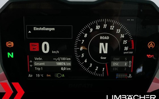 Gebrauchtmotorrad Ducati Streetfighter V4 S - Bild 12
