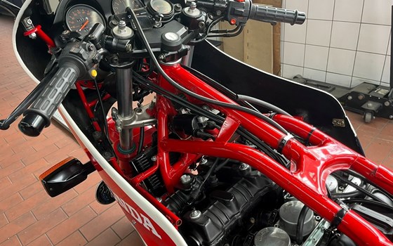 Gebrauchtmotorrad Honda CB 1100 R - Bild 6