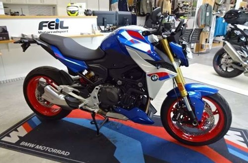 BMW F 900 R