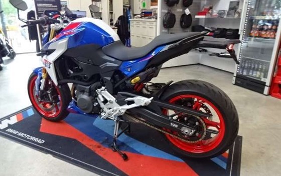 Gebrauchtmotorrad BMW F 900 R - Bild 3