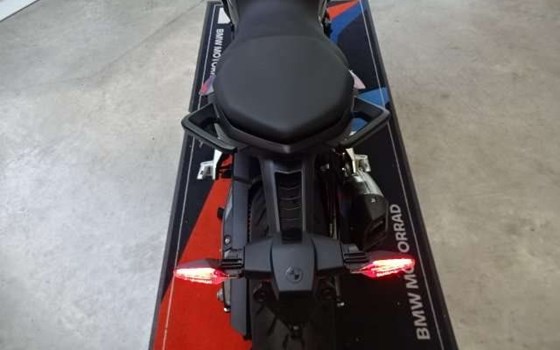 Gebrauchtmotorrad BMW F 900 R - Bild 5