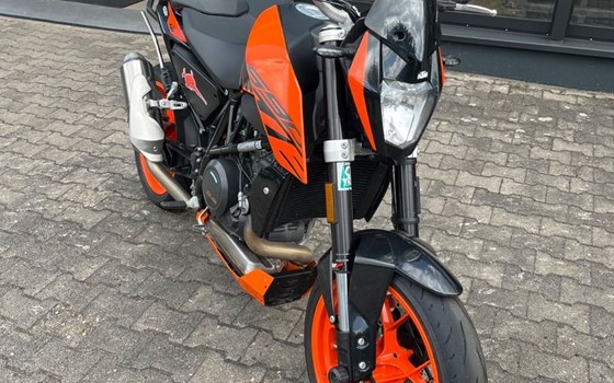 Gebrauchtmotorrad KTM 690 Duke - Bild 2