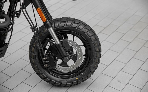 Neufahrzeug Brixton Crossfire 125 XS - Bild 11