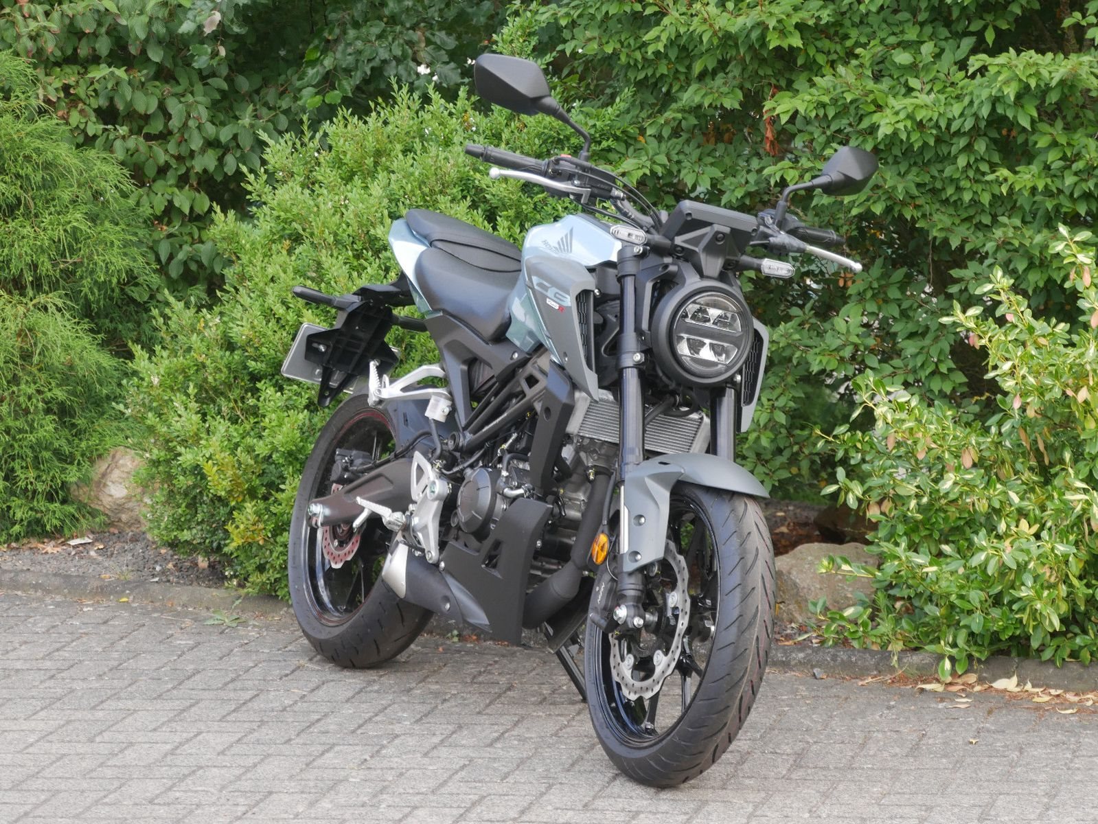 Honda CB125R